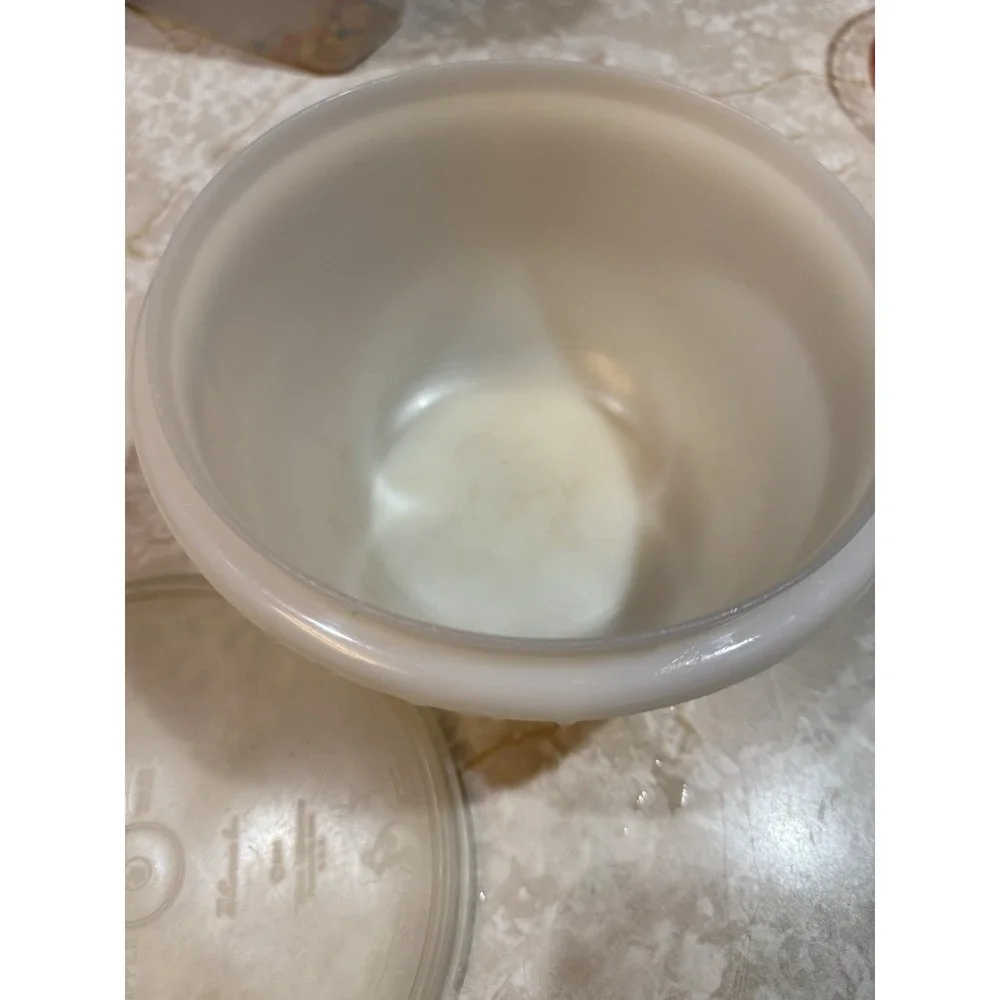 Vtg Tupperware Bowl 271-10 With Lid Millionaire Line‎ Seal 228-5  Circa 1954 EUC